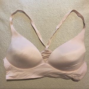 Victoria’s Secret Lightly Lined Plunge Bra